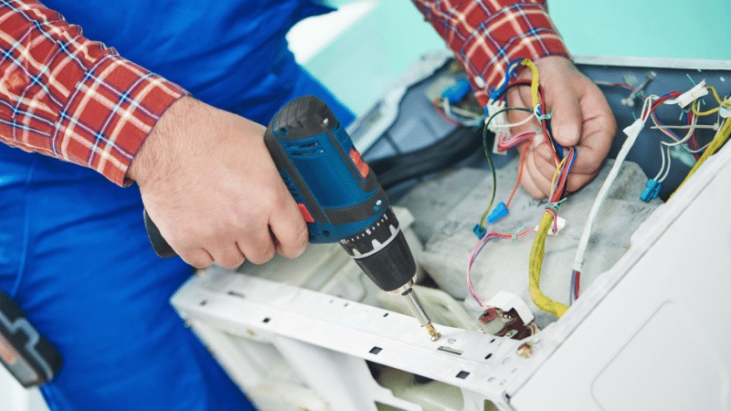 Serdivan Fondital Fondital çamaşır makinesi kart tamiri – Su almama arızası orijinal parça ile giderildi. - Teknik servis örneği